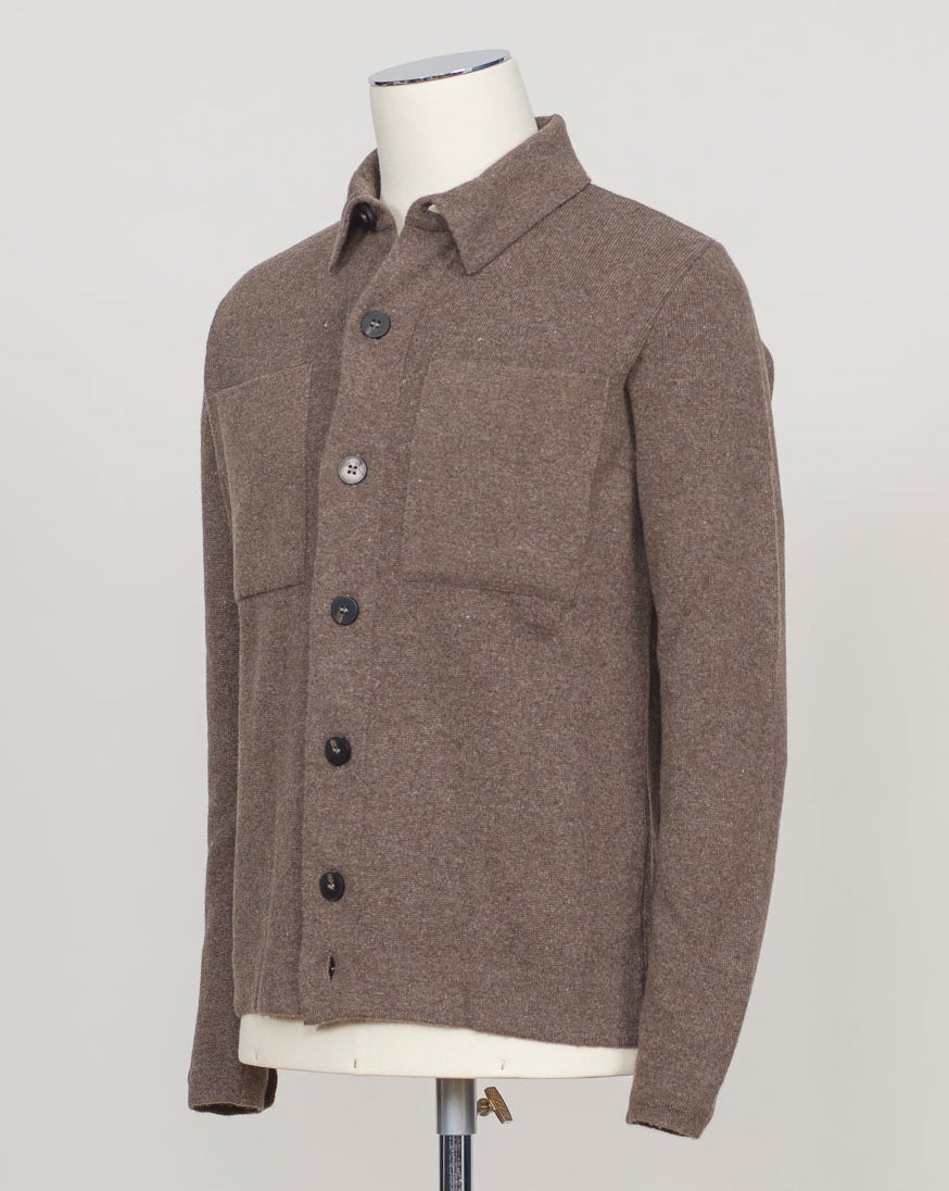 Crafted from a luxurious blend of wool and cashmere, the FLY3 Overshirt brings refined layering to your wardrobe. The structured silhouette works seamlessly over knitwear or worn open as a statement piece. Brown pairs effortlessly with neutrals and bold colors alike. Ideal for transitional seasons and versatile enough for both casual and tailored occasions. Expertly finished with attention to detail throughout. FLY3 Wool & Cashmere Overshirt / Brown