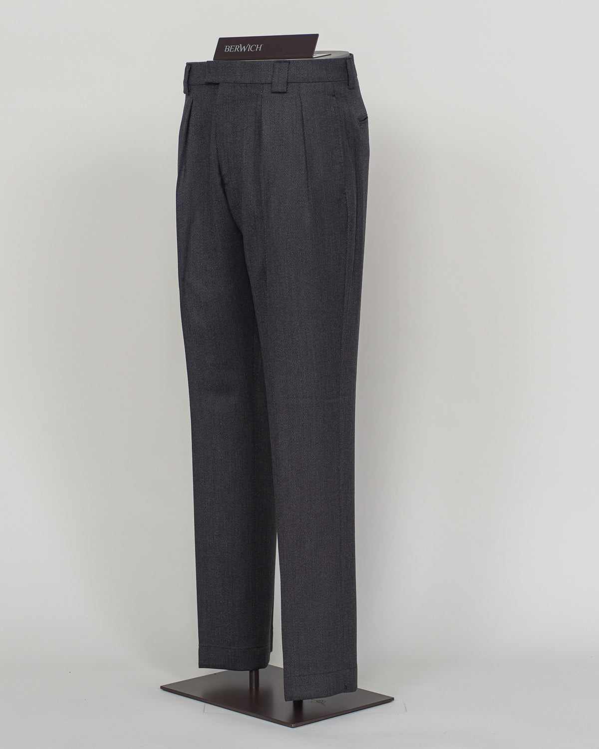 Berwich Pleated Wide Trousers / Dark Grey