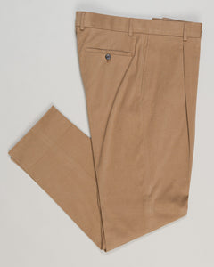 Refined cotton tailoring in a warm neutral tone. These brushed cotton trousers from Caruso deliver understated elegance through premium fabrication and precise construction. The biscotto shade complements both classic knitwear and formal shirting, making them a versatile foundation for refined wardrobes. Ideal for those seeking quality basics with measurable comfort and longevity. Caruso Brushed Cotton Trousers / Biscotto