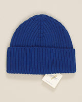 Crafted from pure merino wool, this ribbed beanie delivers natural temperature regulation and breathability for year-round wear. The refined construction and classic silhouette pair effortlessly with premium knitwear and outerwear. Soft, durable, and designed for those who value quality essentials. Calimar Ribbed Merino Beanie / Royal Blue