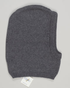 Luxurious cashmere balaclava in classic black. Refined warmth and protection for the discerning wearer. Effortless elegance meets everyday comfort. Calimar Cashmere Balaclava / Black