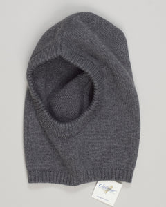 Luxurious cashmere balaclava in classic black. Refined warmth and protection for the discerning wearer. Effortless elegance meets everyday comfort. Calimar Cashmere Balaclava / Black