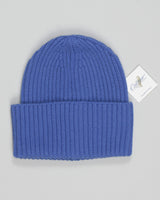 A refined cashmere beanie crafted for understated elegance. The Calimar delivers luxurious warmth in a timeless silhouette, perfect for layering or standalone wear. Pure cashmere construction ensures softness against skin and lasting durability. The sapphire blue hue offers versatile sophistication, complementing both neutral and rich palettes.&nbsp;Ideal for those who value quality essentials and subtle luxury in their everyday rotation. Calimar Cashmere Beanie / Sapphire Blue
