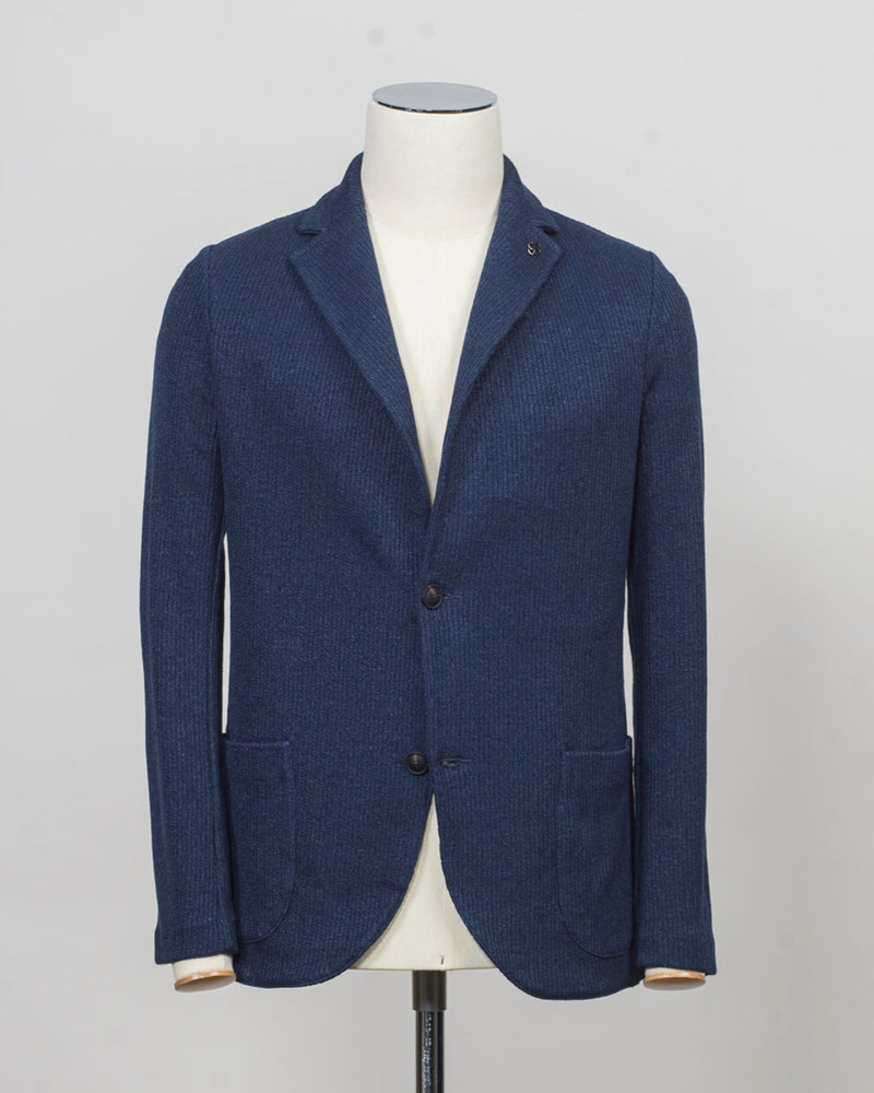 


Composition: 68% Linen 32% Cotton
Color: 598 / Navy
Article: 57156 / 18652
Made in Italy