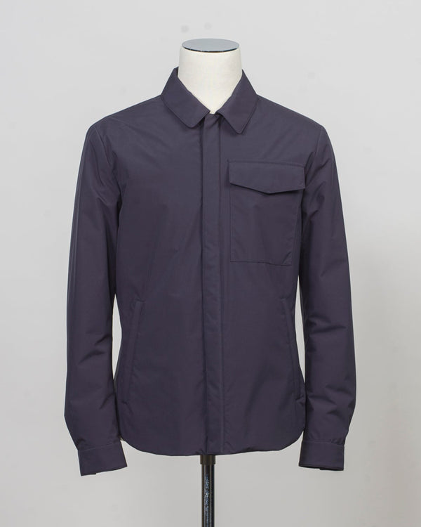 Outer fabric: 100% Polyester
Lining: 100% Polyamide
Filling: 90% Down 10% Feathers
Color: Navy / 88
Article: S08MUCX882 161
Snap buttons