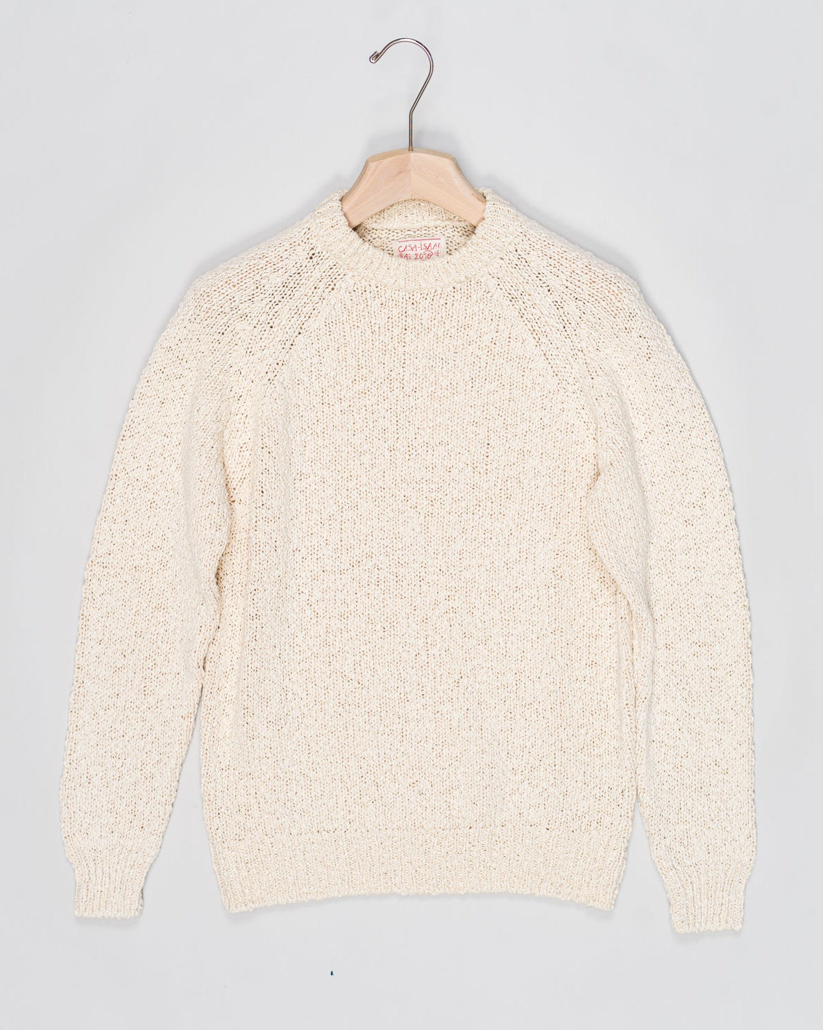 Long sleeve heavy cotton knitted sweater from Casa Isaac by Maglificio G.R.P. 1973 Firenze.
Composition: 100% cotton
Open knit
Long raglan sleeves
Crewneck
Article: CC10 CWL LCG4
CREWNECK L/S
Color: Ecru&nbsp;
Made in Italy G.R.P. Firenze Casa Isaac Cotton Sweater / Ecru