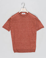 Composition: 100% Linen
Color: 350 / Rust
Article: 57177 / 24801
Model: Paricollo M/M
Made in Italy Gran Sasso Knitted Linen T-Shirt / Rust