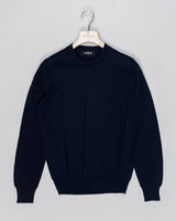 Composition: 85% Cotton 15% Cashmere
Color: 585 / Navy
Article: 57167 / 23216
Model: Paricollo M/L
Made in Italy Gran Sasso Melange Crew Neck / Navy