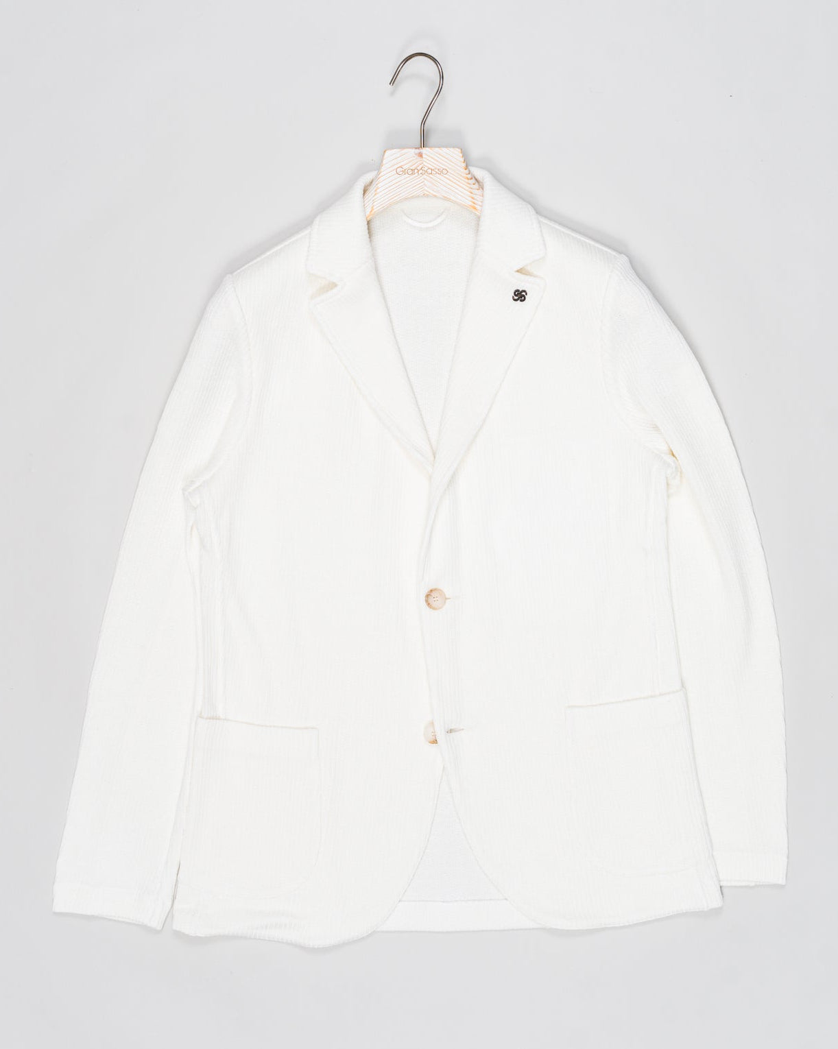 Composition: 68% Linen 32% Cotton
Color: 001 / White
Article: 57156 / 18652
Model: Giacca M/L
Made in Italy Gran Sasso Knitted Blazer / White