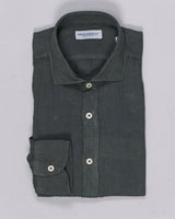 Cutaway collar
Curved hem
Front placket
100% linen
Art. TC 162
Mod. 65/TC
Color: 244 Olive Green Ghirardelli Linen Shirt / Olive Green