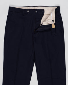 Composition: 97% Cotton 3% Elastan
Model: Sauma22
Article: PU19SAUMA22CHINO03
Color: Navy
Made in Martina Franca, Puglia, Italy Berwich Cotton Chinos / Navy