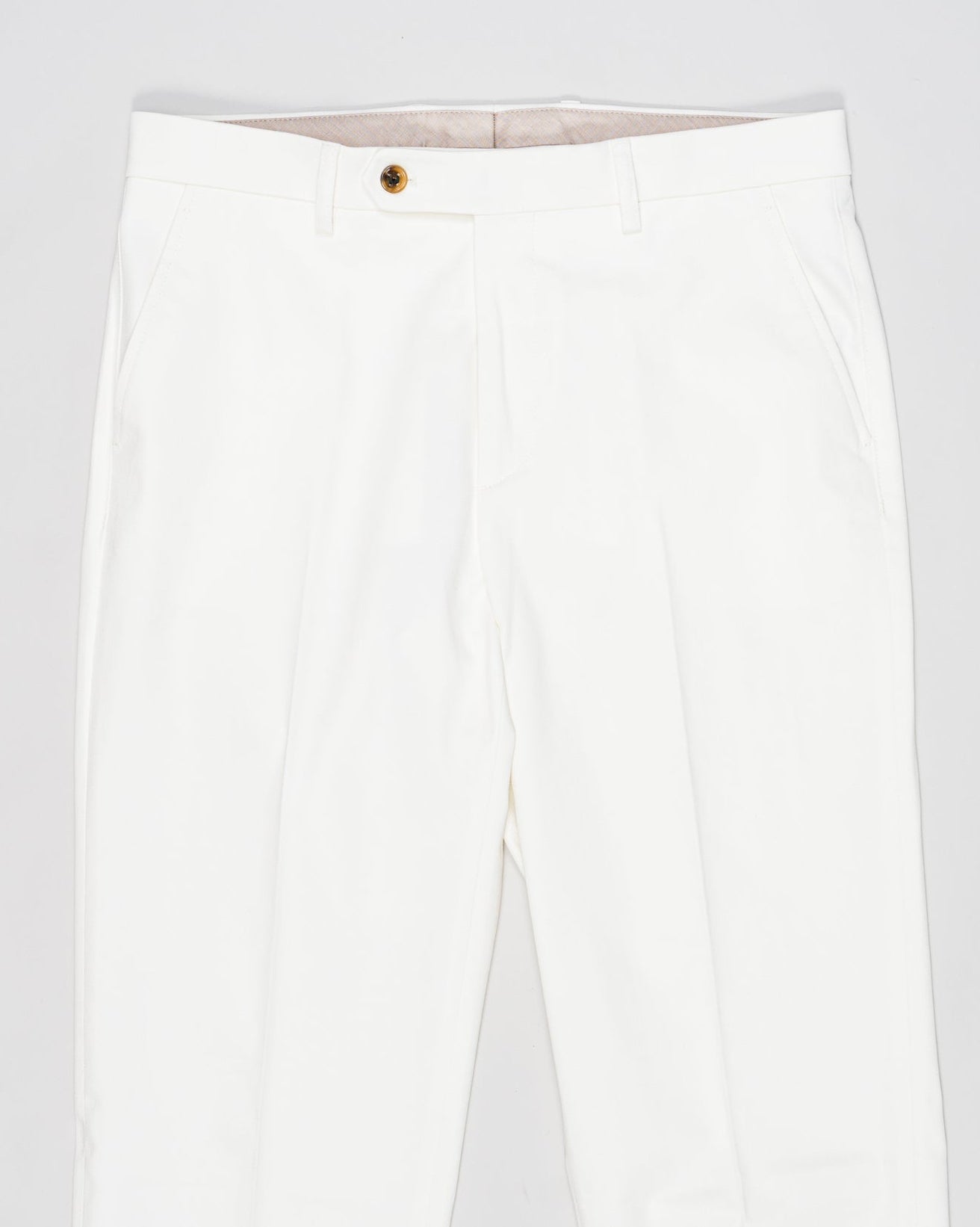Composition: 97% Cotton 3% Elastan
Model: Sauma22
Article: PU19SAUMA22CHINO03
Color: White
Made in Martina Franca, Puglia, Italy Berwich Cotton Chinos / White