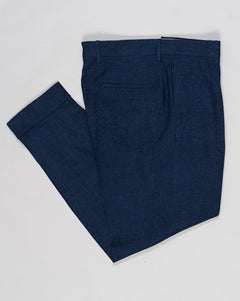 Composition: 100% Linen
Model: Chiaia Long&nbsp;
Article: lm104 &nbsp;
Color: Navy
PU19CHIAIALONGLM104 62034990
Made in Martina France, Puglia, Italy Berwich Chiaia Long Linen 1 Pleat Trousers / Navy