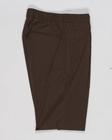 Elastic with drawstring waist
Zip and button fastening
Slanted pockets
Welted pockets on the back
Article: PT000077U 12691Z
Color: 7400 / Green Herno Nylon Stretch Trousers / Green