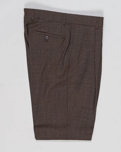 Belt loops
Single pleat
Slanted side pockets
Welted back pockets with buttons
Composition: 100% Wool
Article: PE0595
Model: C518AZ
Color: 0550 / Brown Caruso Wool Trousers / Brown made In Italy