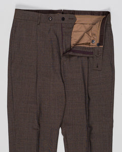 Belt loops
Single pleat
Slanted side pockets
Welted back pockets with buttons
Composition: 100% Wool
Article: PE0595
Model: C518AZ
Color: 0550 / Brown Caruso Wool Trousers / Brown