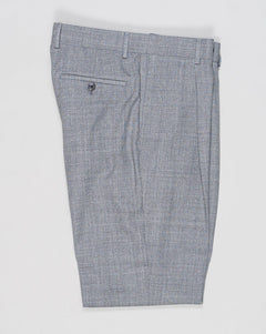 Belt loops
Single pleat
Slanted side pockets
Welted back pockets with buttons
Composition: 100% Wool
Article: PE0595
Model: C518AZ
Color: 0250 / Light Grey
Made in Italy
Caruso Wool Trousers / Light Grey