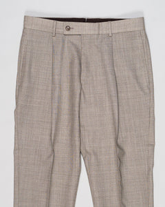 Belt loops
Single pleat
Slanted side pockets
Welted back pockets with buttons
Composition: 100% Wool
Article: PE0595
Model: C518AZ
Color: 0580 / Light Taupe&nbsp;
Made in Italy Caruso Wool Trousers / Light Taupe