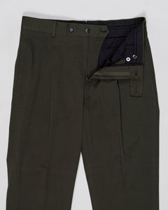 Belt loops
Single pleat
Slanted side pockets
Welted back pockets with buttons
Composition: 98% Cotton 2% Elastan
Article: 509563
Model: C518AZH
Color: 0720 / Green
Made in Italy Caruso Cotton Twill Trousers / Green