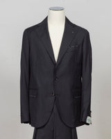Single breasted
Notch lapel
Two buttons in front
Four sleeve buttons
Welted chest pocket
Flap side pockets
Side adjusters
Slanted pockets
1 pleat in front
Unfinished hem
Modello: Sorrento
Hand finished&nbsp;
Half canvas
Half lined
Composition: 100% wool
Article: A271021
Col. Black
Made in Napoli, Italy Luigi Borrelli Suit / Black