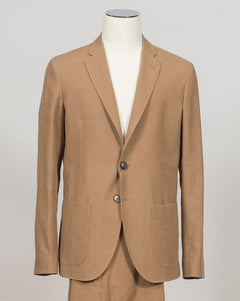Herno summer blazer Herno Linen &amp; Cotton Jacket / Camel
2 buttons
Unlined&nbsp;
2 patchpockets
Sidevents
Matching &nbsp;trousers available
Composition: 70% Linen 30% Cotton
Article: GA000207U 17147
Color: 2157 / Camel
Made in Italy