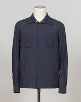 Snap button fastening
Slanted side pockets
Patch pockets on chest
Article: GI000646U 12865
Color: 9200 / Navy Herno Nylon Shirt Jacket / Navy
Made in Italy