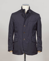 Composition: 95% Polyamide 5% Polyurethane
Filling: 90% Down 10% Feathers
Color: Navy / 99
Article: S10MUCX935
Removable bib
Two-way zip
Buttons on front
Zipped pockets inside
Made in PRC Montecore Lightweight Down Jacket / Navy