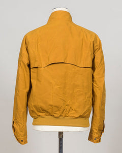 Model FURIO
Art. Wax cot
Col. 302 / Yellow
Made in Italy L`Impermeabile Waxed Cotton Jacket / Yellow