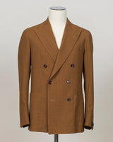 Double breasted
Peak lapel
Rounded chest pocket
Patch side pockets
Unlined
Unconstructed shoulder
Model: 1SHO20K-- PE
Art.150185 U
Col F1079 Tobacco
Bot 4DS
100% wool &nbsp;
Made in Italy Tagliatore Double Breasted Jacket / Tobacco
