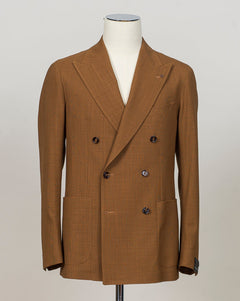 Double breasted
Peak lapel
Rounded chest pocket
Patch side pockets
Unlined
Unconstructed shoulder
Model: 1SHO20K-- PE
Art.150185 U
Col F1079 Tobacco
Bot 4DS
100% wool &nbsp;
Made in Italy Tagliatore Double Breasted Jacket / Tobacco