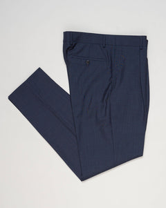 Belt loops
Single pleat
Slanted side pockets
Welted back pockets with buttons
Composition: 100% Wool
Article: PE0595
Model: C518AZ
Color: 0110 / Dark Blue Caruso Wool Trousers / Dark Blue