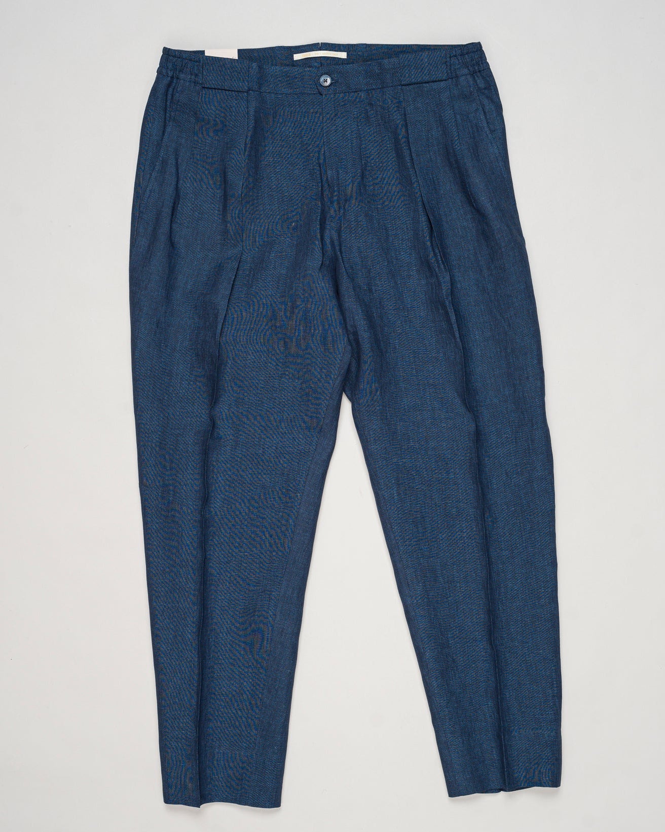 Composition: 100% Cotton
Article: PT000174U 52059
Color: 9201 / Navy
Made in Portugal Herno Cotton Jersey Shorts / Navy