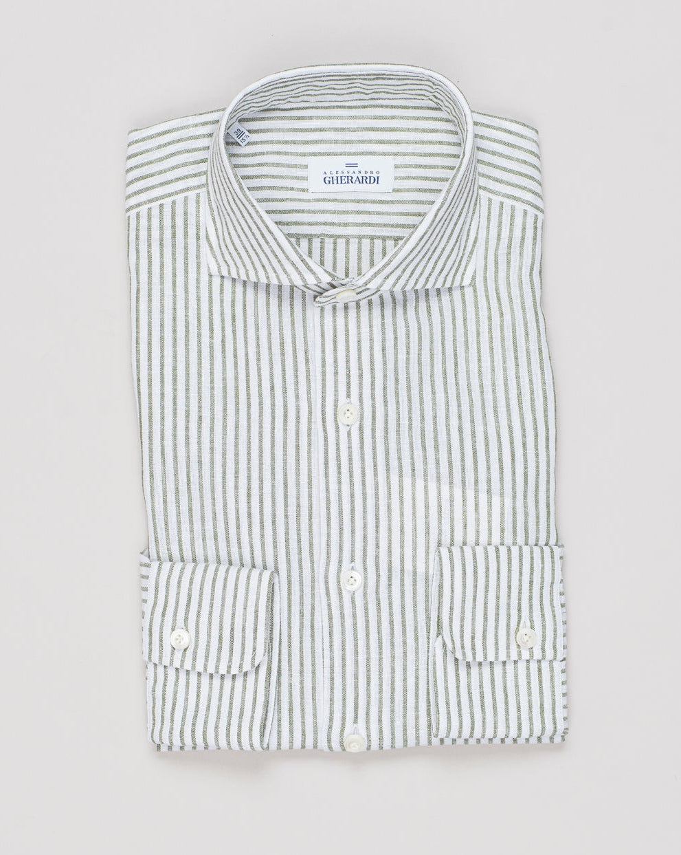 Composition: 66% Cotton 34% Linen
Mother of pearl buttons
Article: 7640 620
Color: Green & White
Made in Italy Alessandro Gherardi Cotton & Linen Shirt / Green & White