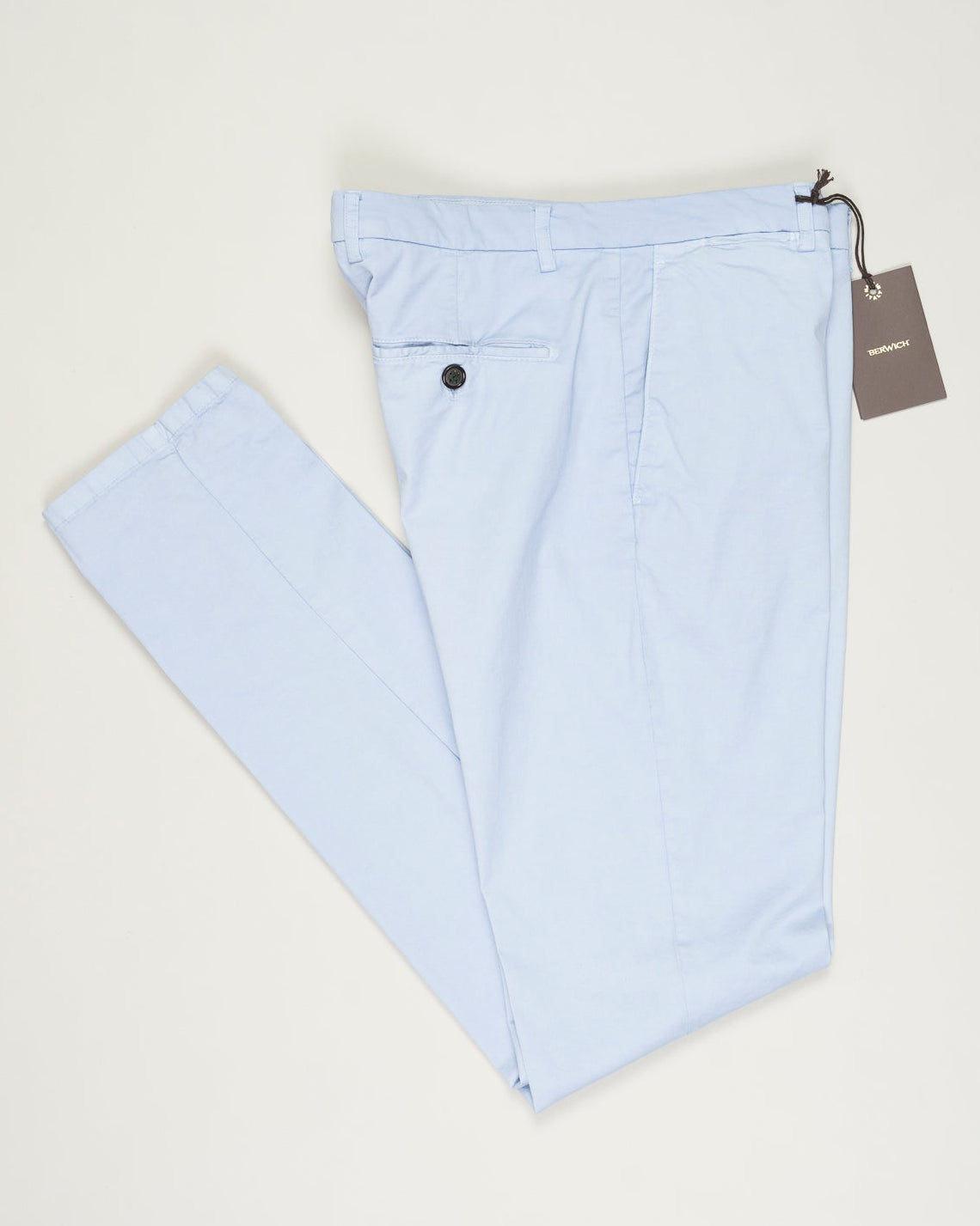 Flat front
Garment Dyed
Front pockets: slanted
Back pocket left: welt, right: welt with button
Hemming: plain (chinos)
Article: ts0001x
Color: LT Azzurro 75
Model: vulcano23-GD
Composition: 98% Cotton 2%Elastan
Made in Martina Franca, Italy Berwich Garment Dyed Cotton Chinos / Light Azzurro
