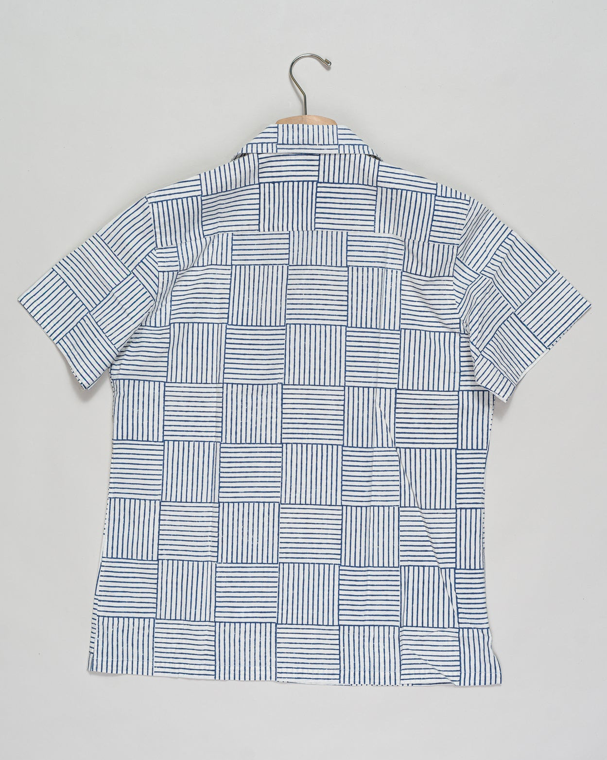 Drake's Weave Block Print Camp Collar Shirt / Navy & White