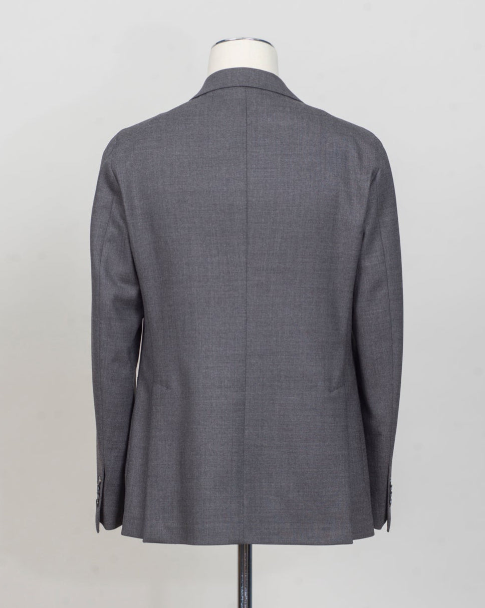 Unconstructed shoulder
Unlined
2 Buttons
Notch lapel
Patch pockets
Side vents
Flat front trousers
Belt loops
Slanted side pockets
2 back pockets
Composition: 95% Virgin Wool 5% Elastane Bistretch
Modello: Monte Carlo / 2SHO22K01
Color: Grey / S1379
Made in Martina Franca, Italy Tagliatore Wool Stretch Suit / Grey