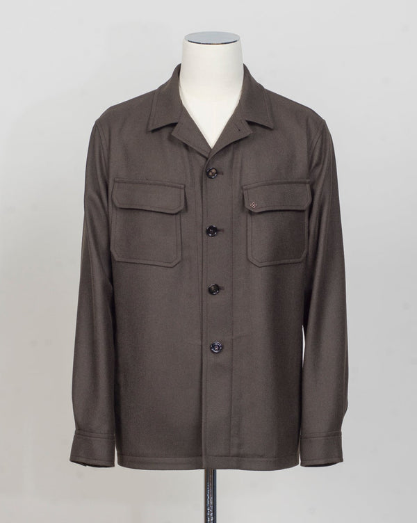 Model: G-Calvin
Art. 160069
Col. M1333 Marrone&nbsp;
Bot 51M
100% Virgin Wool&nbsp;
Heavy twill
Made in Martina Franca, Italy Tagliatore Wool Overshirt / Dark Brown