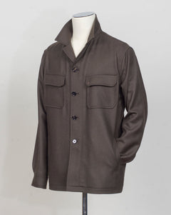 Model: G-Calvin
Art. 160069
Col. M1333 Marrone&nbsp;
Bot 51M
100% Virgin Wool&nbsp;
Heavy twill
Made in Martina Franca, Italy Tagliatore Wool Overshirt / Dark Brown