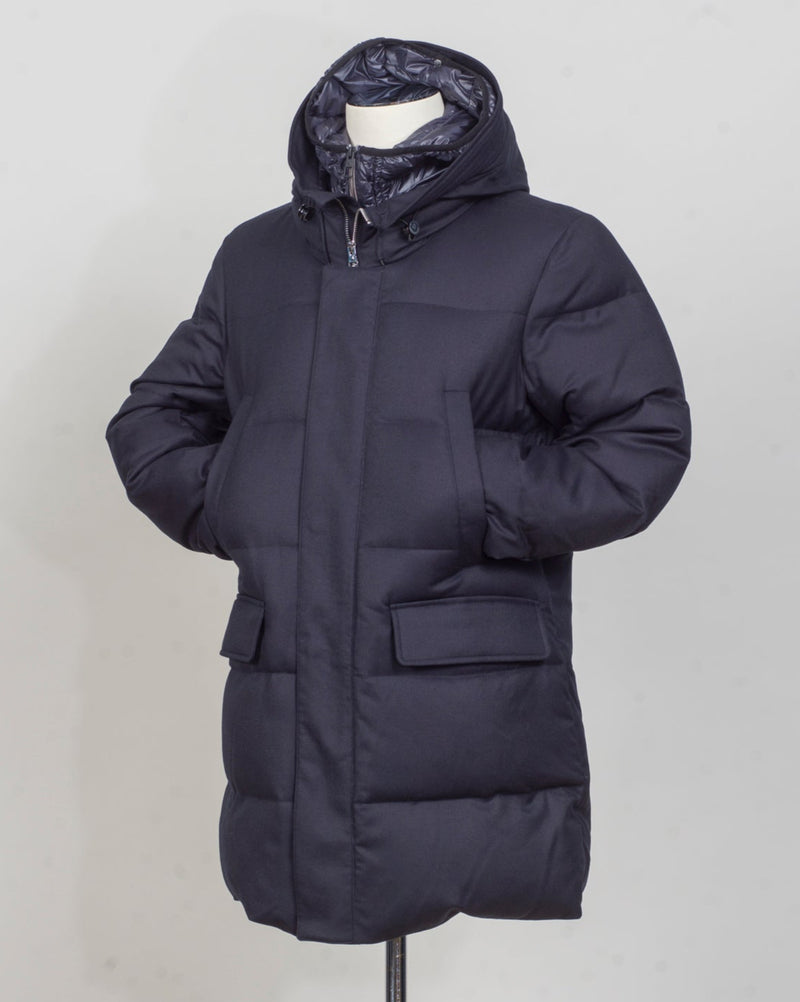 Outer fabric: 100% Virgin Wool by Vitale Barberis Canonico
Lining 1: 100% Polyester
Lining 2: 100% Polyamide
Filling: 90% Down 10% Feathers
Color: Navy / 89
Article: F09MUCX501
Snap buttons Montecore VBC Wool Down Coat / Navy
