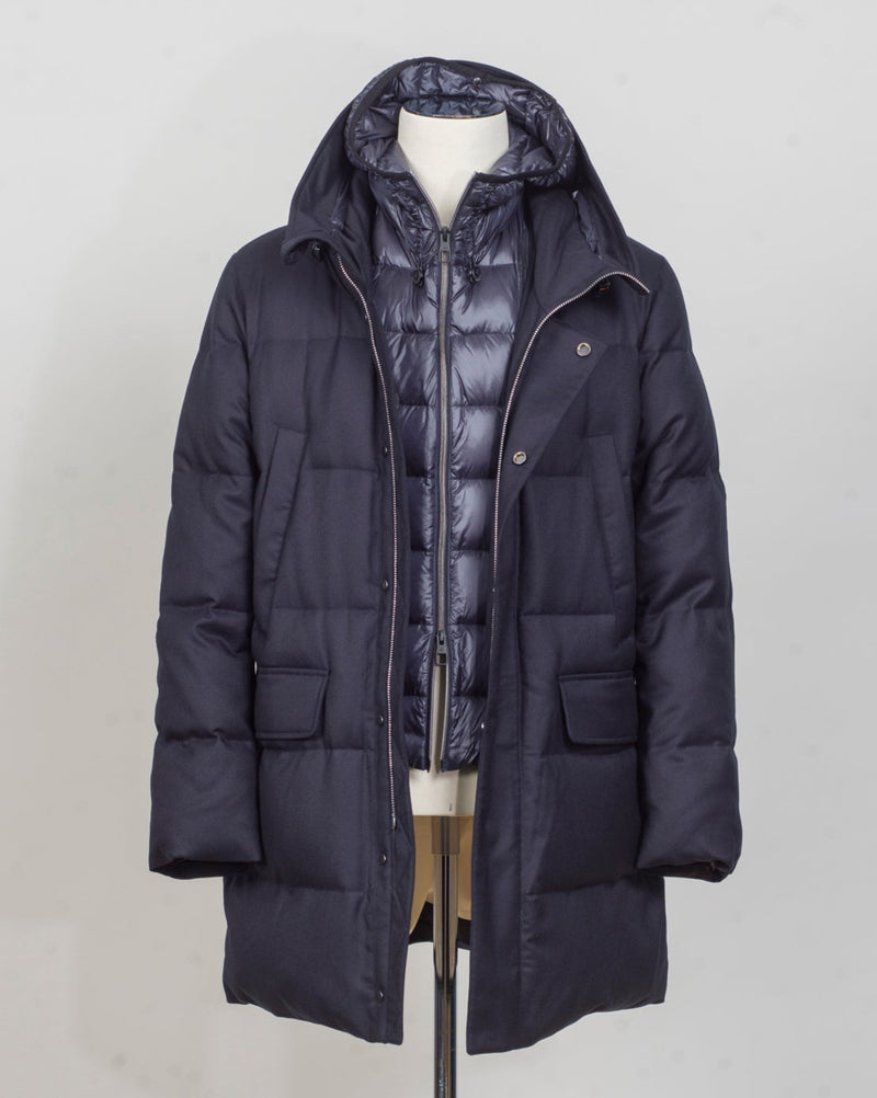 Outer fabric: 100% Virgin Wool by Vitale Barberis Canonico
Lining 1: 100% Polyester
Lining 2: 100% Polyamide
Filling: 90% Down 10% Feathers
Color: Navy / 89
Article: F09MUCX501
Snap buttons Montecore VBC Wool Down Coat / Navy