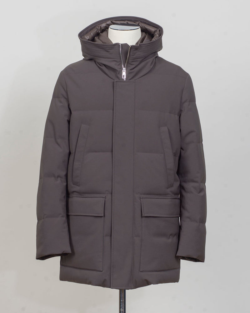 Outer fabric: 91% Polyester 9% Elastane
Lining: 100% Polyamide
Filling: 90% Down 10% Feathers
Color: Graphite Grey / 97
Article: F09MUCX738
Snap buttons Montecore Hooded Down Coat / Graphite Grey