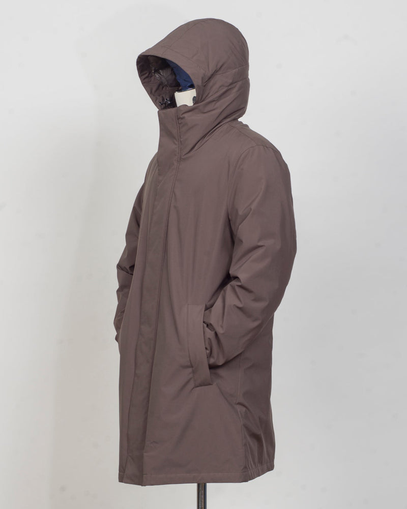 Outer fabric: 79% Polyester 21% Elastane
Lining: 100% Polyamide
Filling: 90% Down 10% Feathers
Color: Olive Green / 39
Article: F09MUCX512
Snap buttons Montecore Down Parka / Olive Green