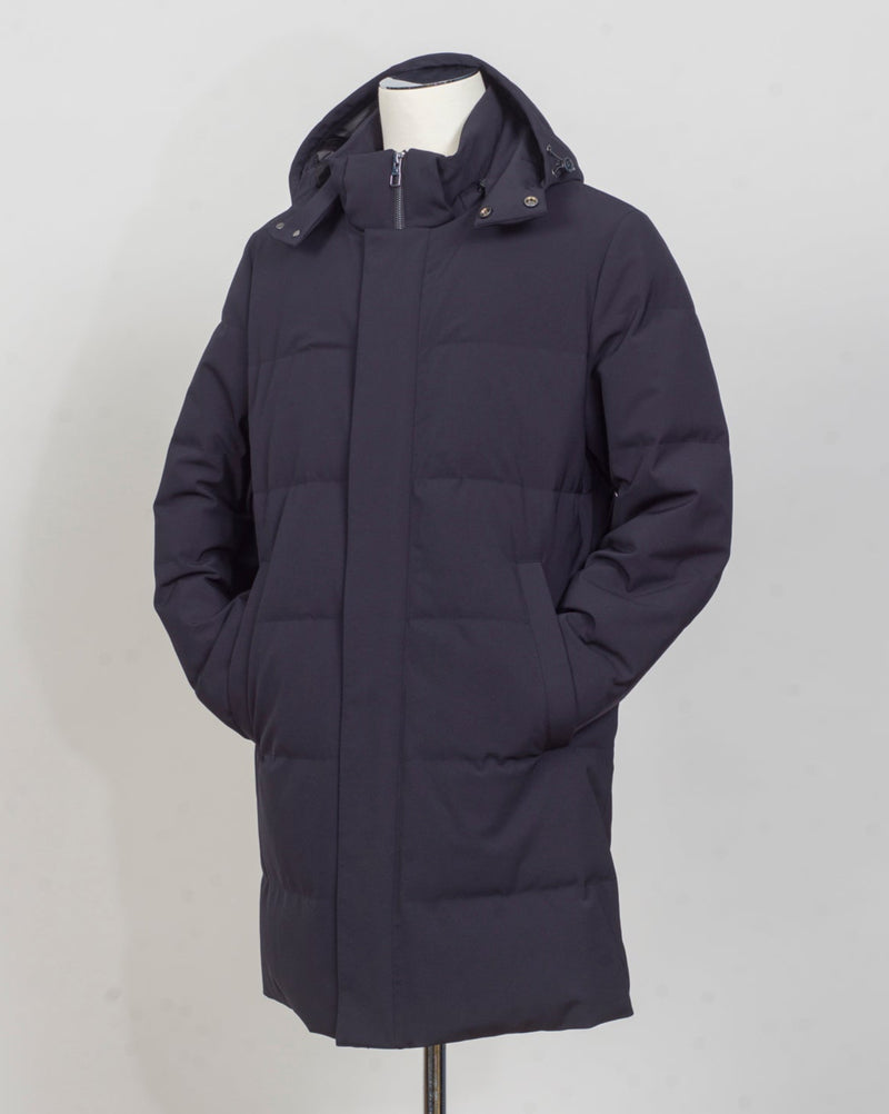 Outer fabric: 91% Polyester 9% Elastane
Lining: 100% Polyamide
Filling: 90% Down 10% Feathers
Color: Navy / 89
Article: F09MUCX755
Snap buttons Montecore Long Down Coat / Navy