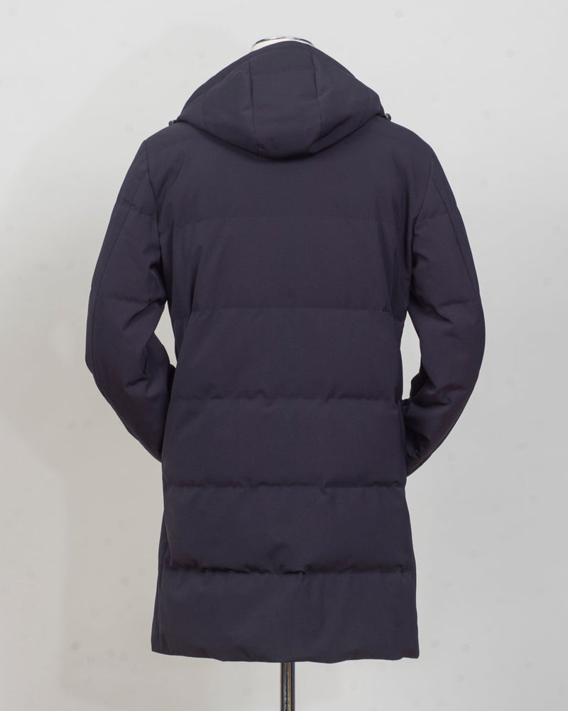 Outer fabric: 91% Polyester 9% Elastane
Lining: 100% Polyamide
Filling: 90% Down 10% Feathers
Color: Navy / 89
Article: F09MUCX755
Snap buttons Montecore Long Down Coat / Navy