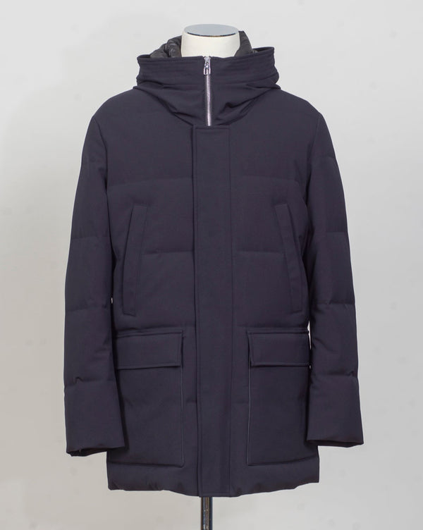 Outer fabric: 91% Polyester 9% Elastane
Lining: 100% Polyamide
Filling: 90% Down 10% Feathers
Color: Navy / 89
Article: F09MUCX738
Snap buttons Montecore Hooded Down Coat / Navy