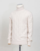 Gran Sasso Cable Roll neck 
8 gauge
Art. 13115/19659
Col 113 Natural white 
Composition 80%wo 10%ws 10%vi
Made in Italy Gran Sasso Cable Knit Rollneck / Natural White