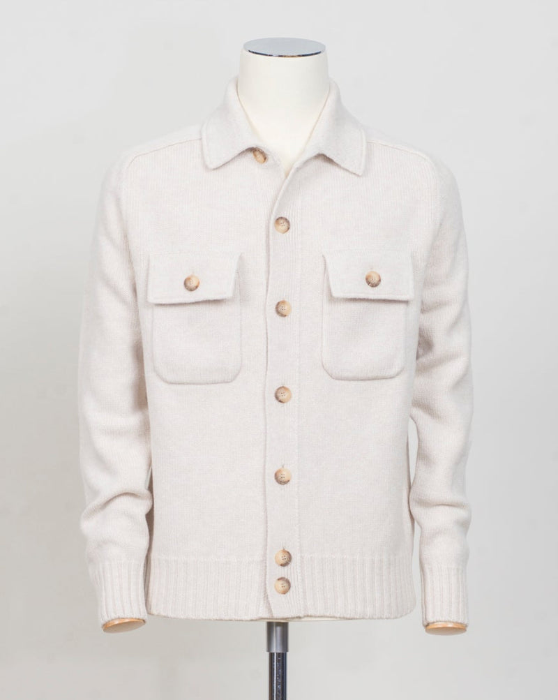 Gran Sasso Woolen Overshirt
Art. 13190/25079
Col 054 Off white
Composition 100% wool
10 gauge
Made in Italy