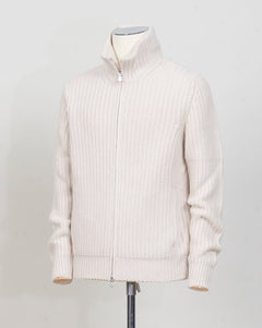 Article: 10155 / 19643
Color: 113 / Natural White
Composition: 80%wo 10%ws 10%vi
Made in Italy Gran Sasso Heavy Ribbed Full-Zip Jacket / Natural White