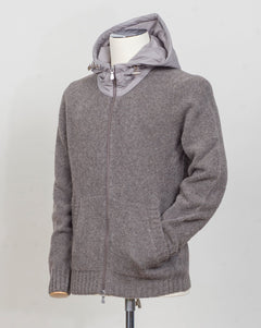Article: 13184/24010
Color: 165 / Greige
Composition: 80%wo 20%pa
Made in Italy Gran Sasso Bouclé Wool Hooded Jacket / Light Taupe