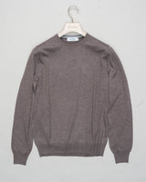 Art. 55167 14290
Col 140 / Light Brown
Composition 100% merino wool
Made in Italy Gran Sasso Merino Crewneck / Light Brown